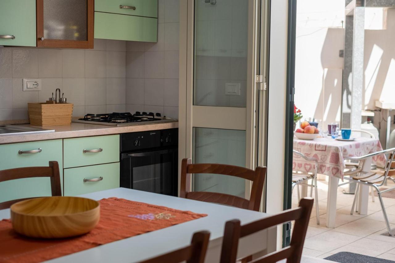 Casa Vacanze Kalocéri Torre dell'Orso Exterior foto