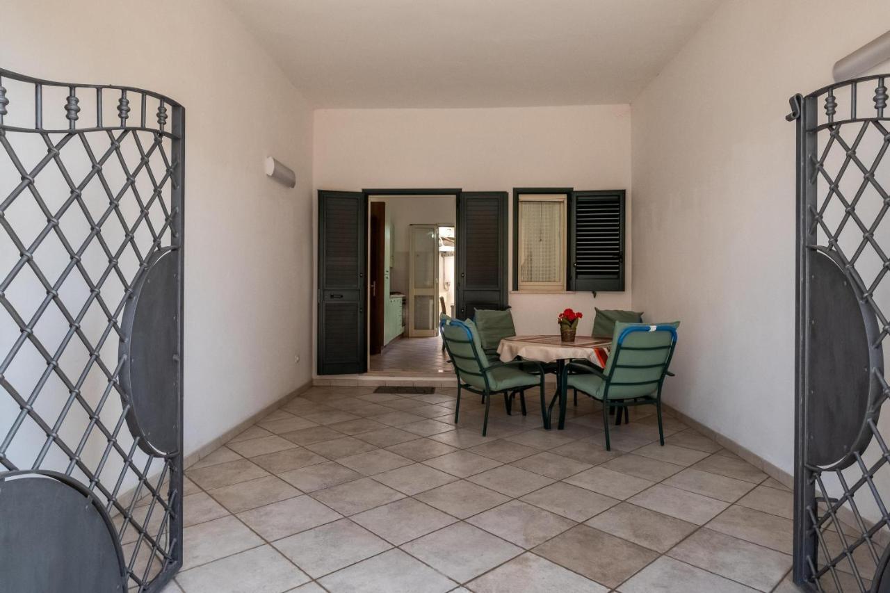 Casa Vacanze Kalocéri Torre dell'Orso Exterior foto